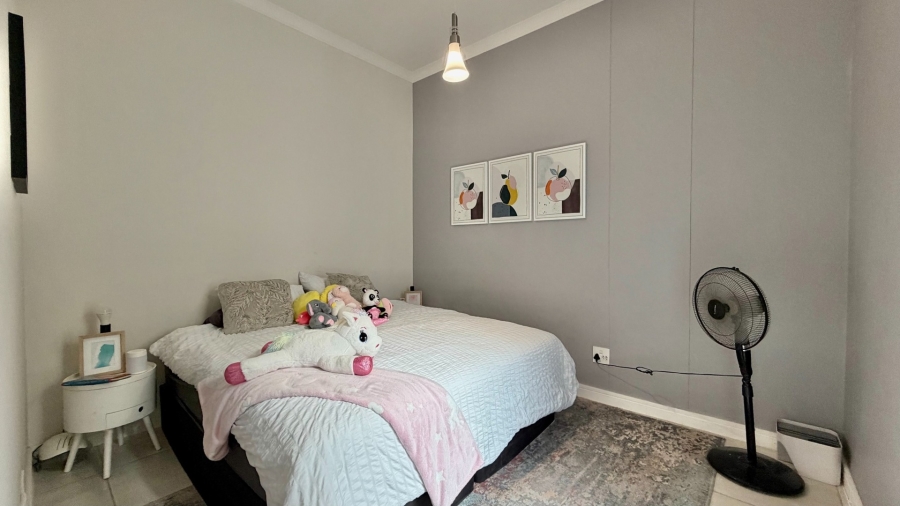 1 Bedroom Property for Sale in Paardevlei Western Cape